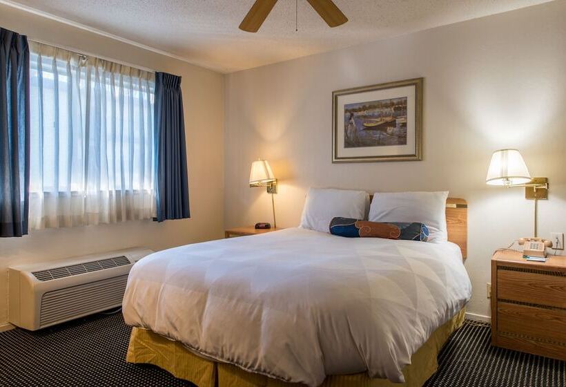 سوییت اجرایی, Coral Reef Inn & Condo Suites
