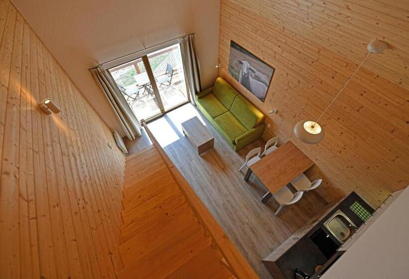 اتاق دوبلکس, Apartmány Chata Večernice