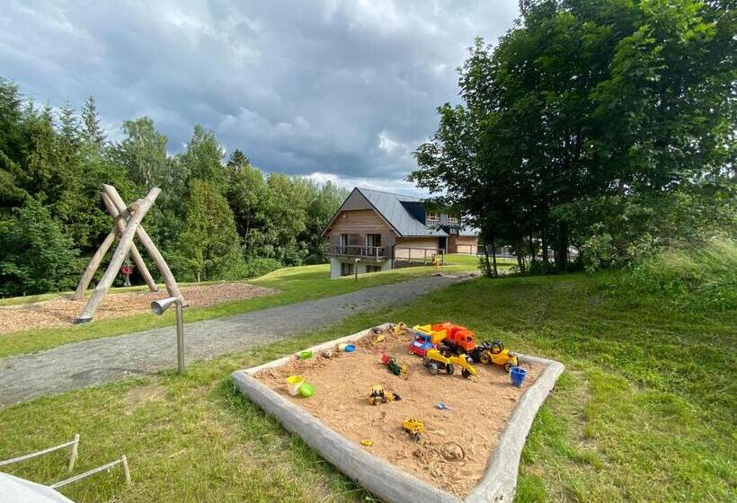 اتاق دوبلکس, Apartmány Chata Večernice