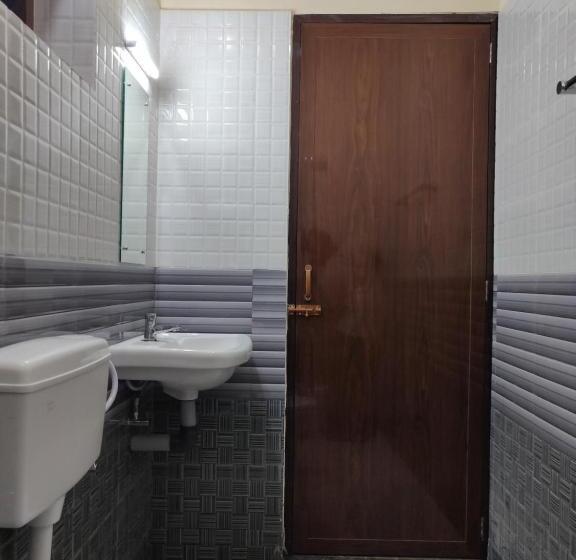 Economy Quadruple Room, Wins