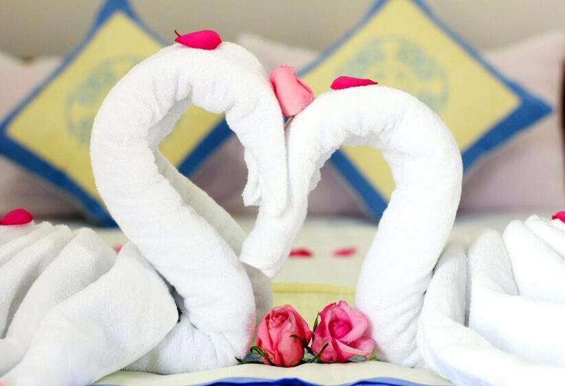 اتاق استاندارد سه تخته با بالکن, Dream Flower Homestay