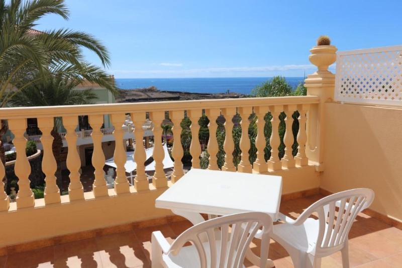 سوییت جونیور با چشم‌انداز دریا, Bahia Principe Luxury Tenerife