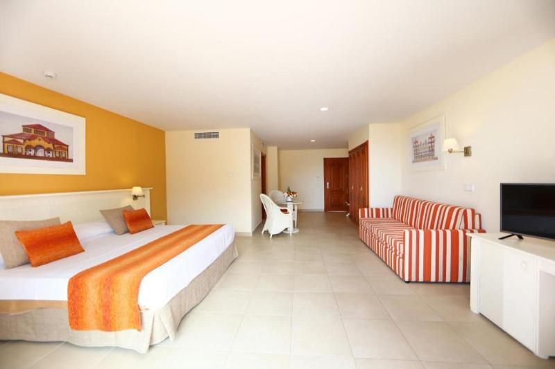 سوییت جونیور با چشم‌انداز دریا, Bahia Principe Luxury Tenerife