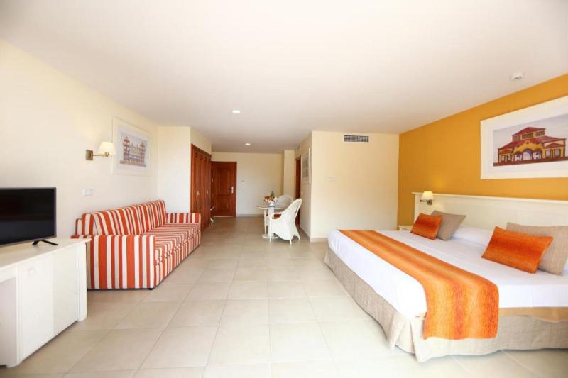 سوییت جونیور با چشم‌انداز دریا, Bahia Principe Luxury Tenerife