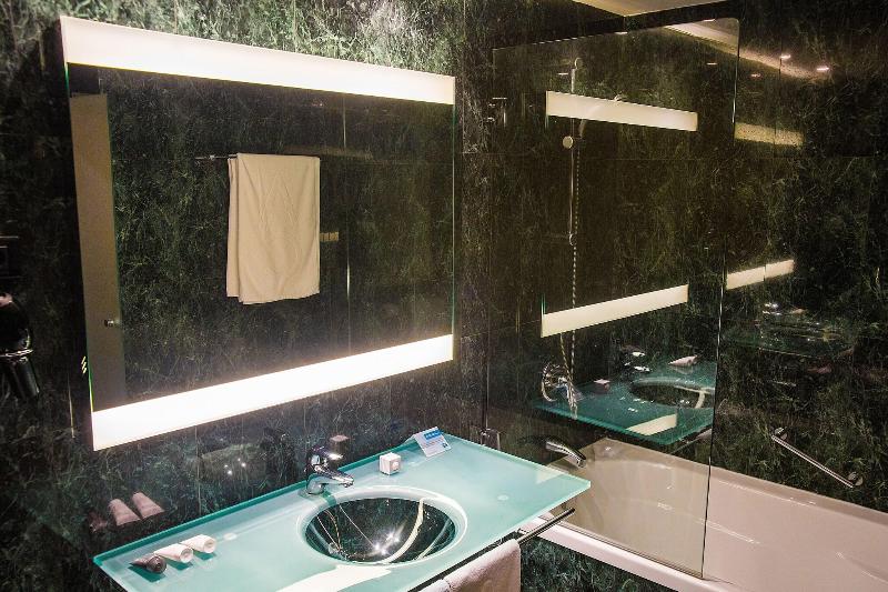 سوییت جونیور, Bahia Principe Luxury Tenerife