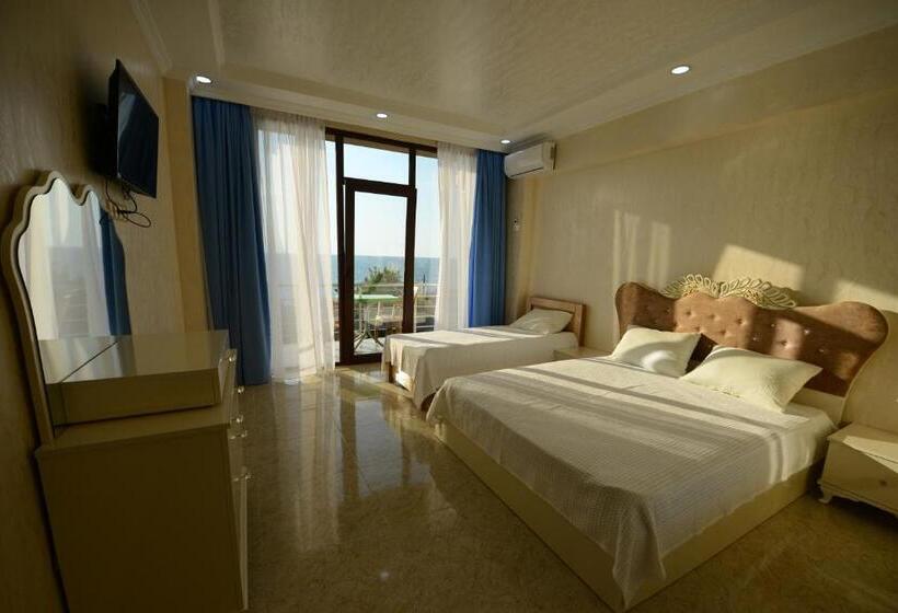 Triple Room Sea View, Medea Kvariati