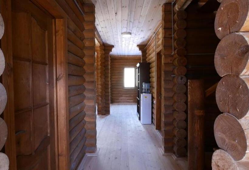 کلبه ییلاقی سوپریور یک خوابه, Ranger Campus Eco Lodge