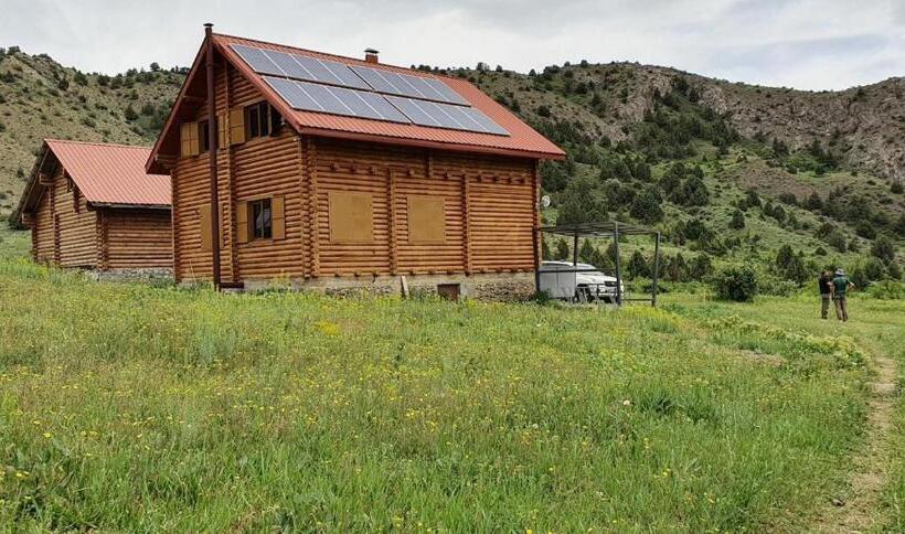 کلبه ییلاقی سوپریور یک خوابه, Ranger Campus Eco Lodge