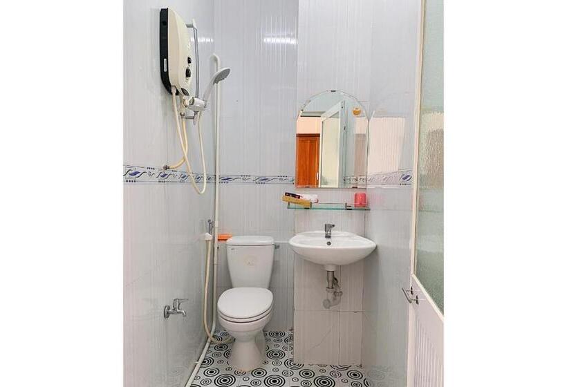 اتاق سوپریور با تخت بزرگ, Ngoc May Guesthouse
