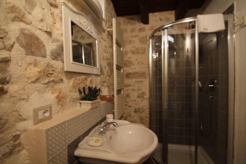 سوییت جونیور, Agriturismo Cashmere