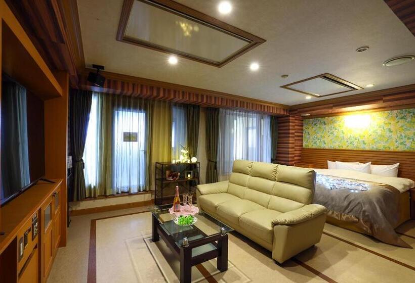Premium room with view, Water Gate Nagoya   Love Hotel For Couple
