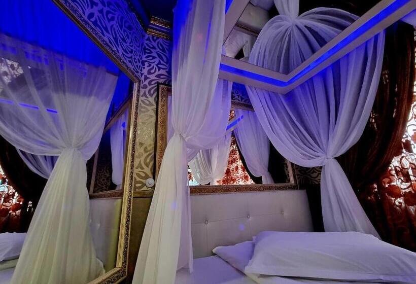 اتاق استاندارد با وان آب گرم, Boutique Mikaela