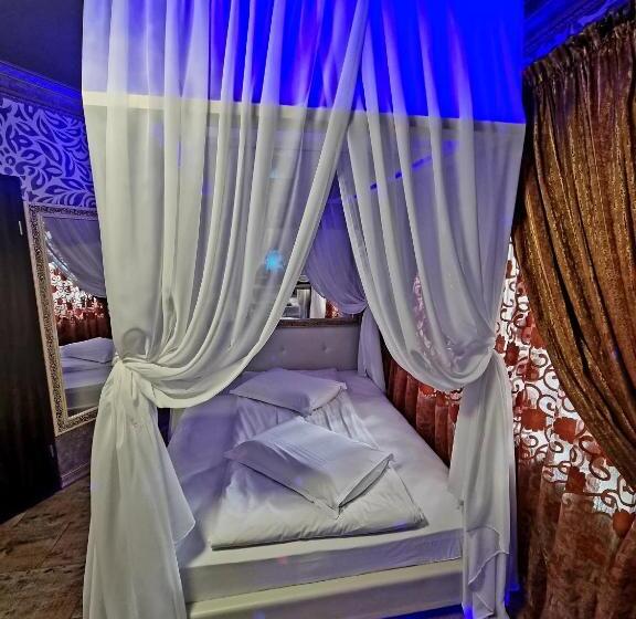 اتاق استاندارد با وان آب گرم, Boutique Mikaela
