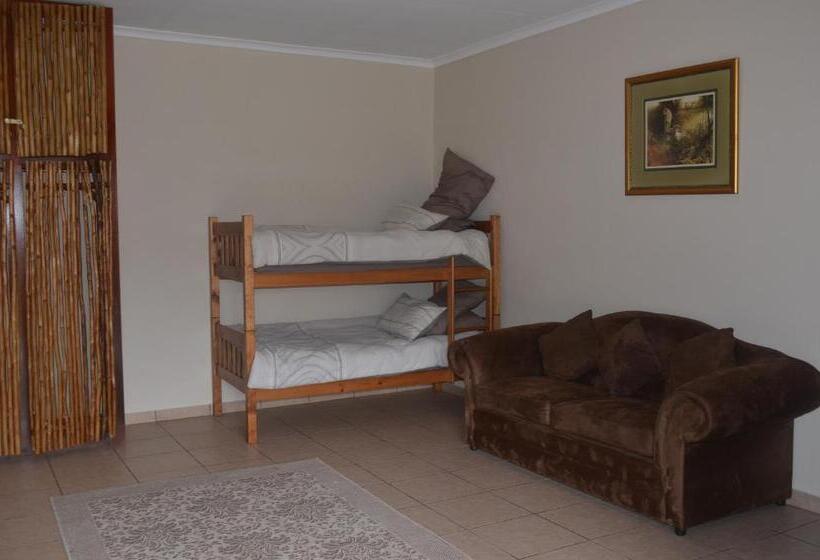 اتاق خانوادگی, Mon Repos Guest Farm