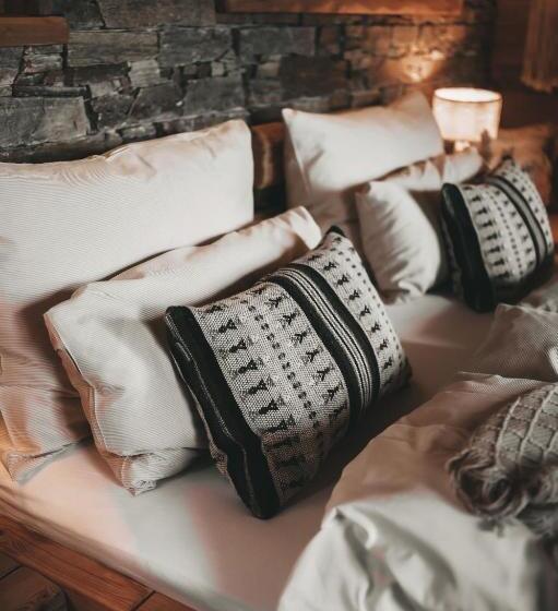 اتاق لوکس با بالکن, Jufenalm Boho Hotel & Restaurant