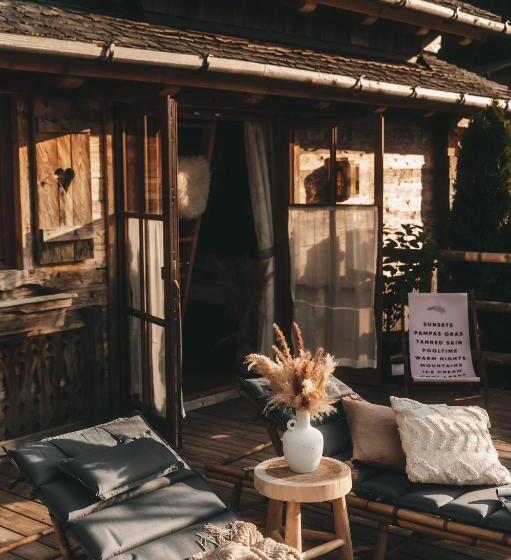 کلبه ییلاقی, Jufenalm Boho Hotel & Restaurant