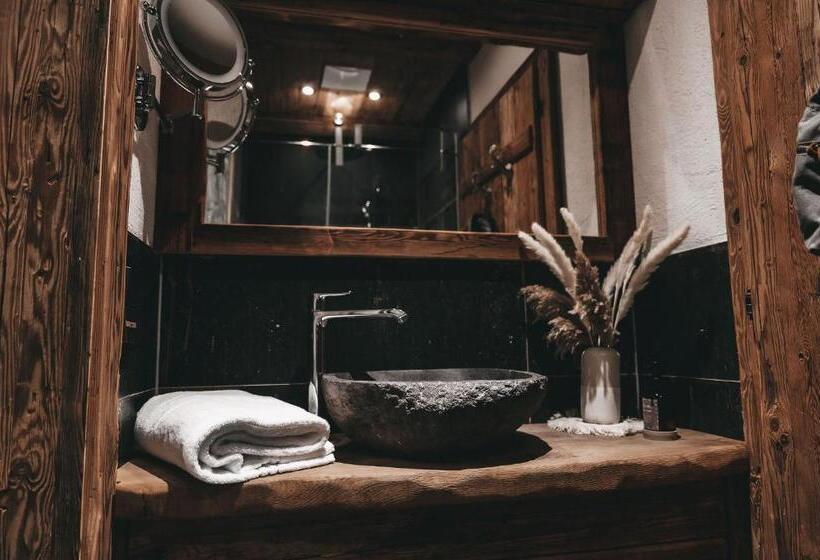 سوییت با چشم‌انداز کوه, Jufenalm Boho Hotel & Restaurant