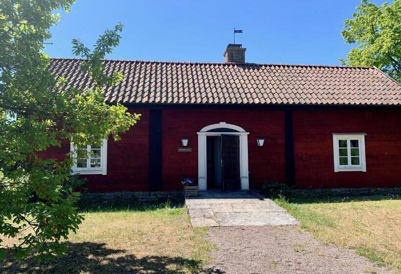 آپارتمان 2 خوابه, Eksgården