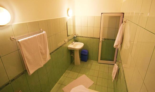 اتاق استاندارد سه نفره, Pension Saphir