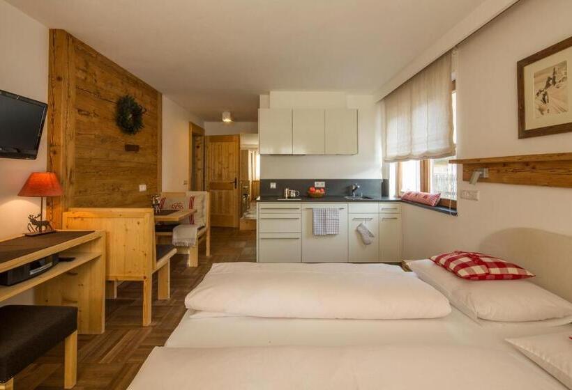 استودیو استاندارد با بالکن, Residence Villa Al Sole