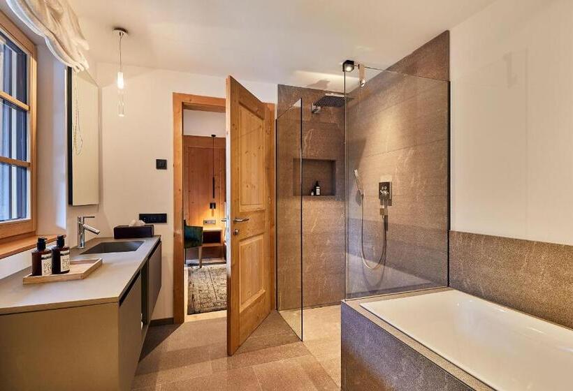 اتاق لوکس با بالکن, Residence Villa Al Sole