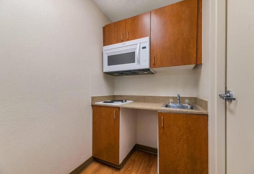 استودیوی استاندارد, Hometowne Studios By Red Roof Orlando   Ucf Area