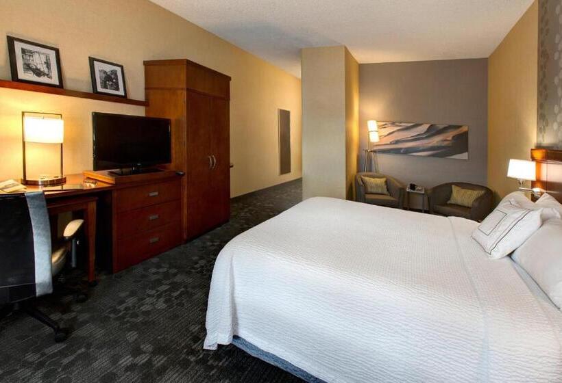 سوئیت با تخت بزرگ, Courtyard By Marriott Anchorage Airport