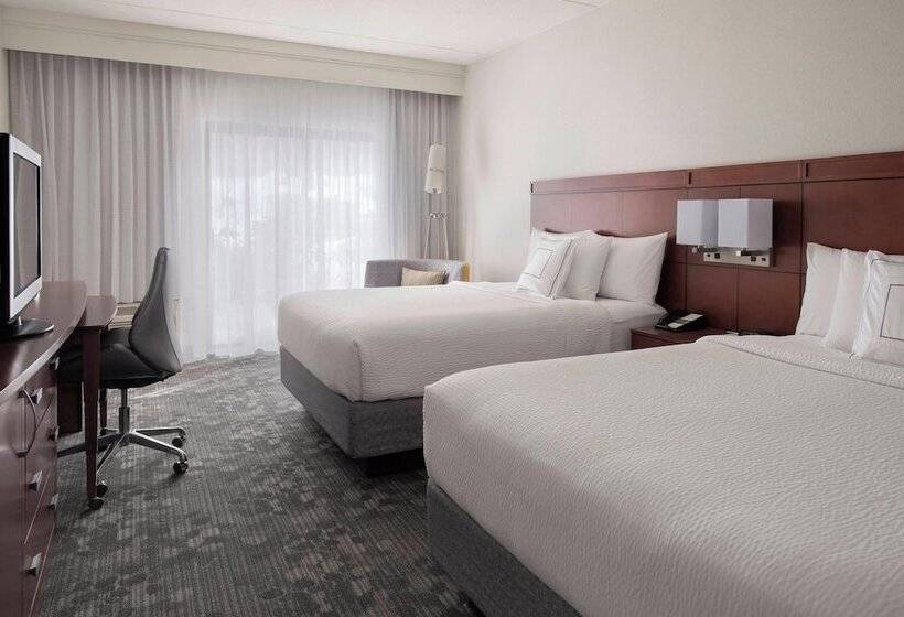 Suite, Courtyard By Marriott Boston Norwood/canton