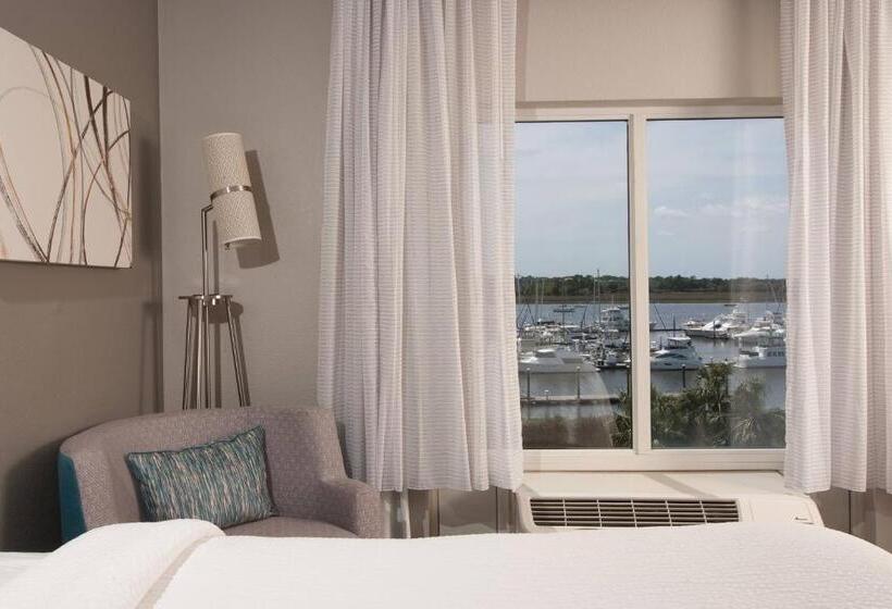اتاق استاندارد با چشم‌انداز رودخانه, Courtyard Charleston Waterfront