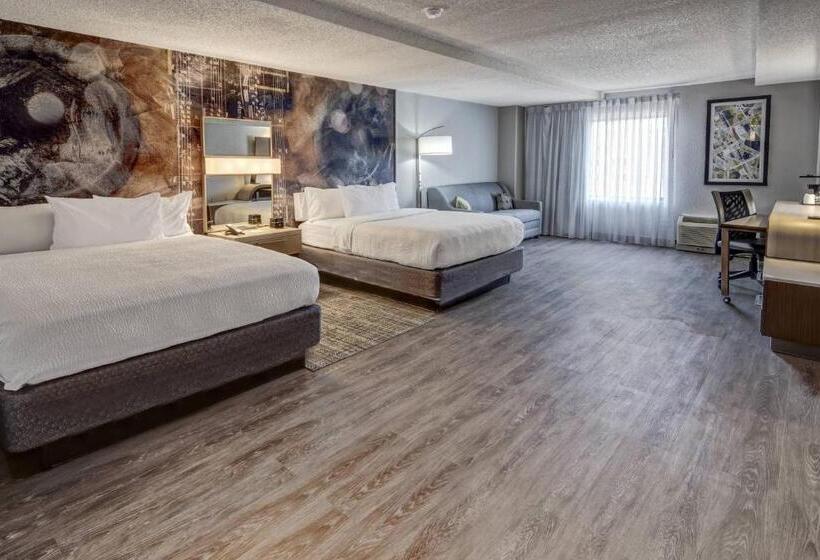 استودیوی سوپریور, Courtyard By Marriott Nashville Vanderbilt West End