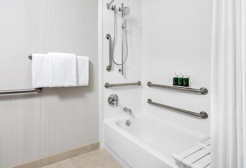 سوییت, Courtyard By Marriott Pittsburgh Airport