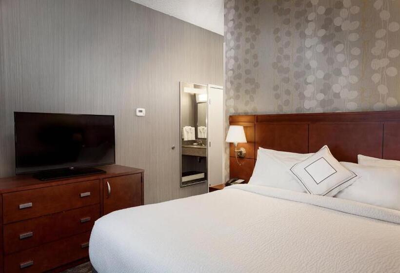 سوئیت با تخت بزرگ, Courtyard By Marriott Stockton