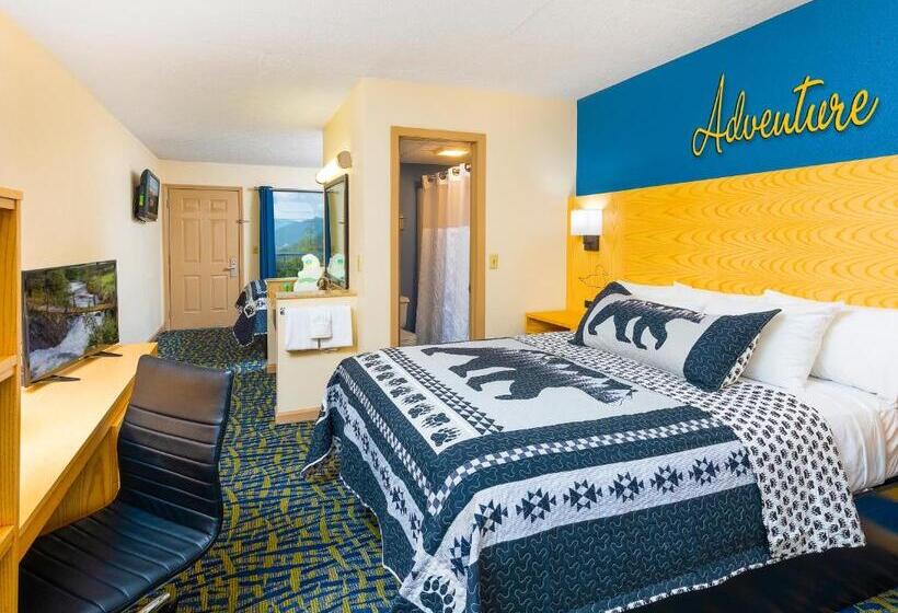 Standard Room with Balcony, Creekstone Inn