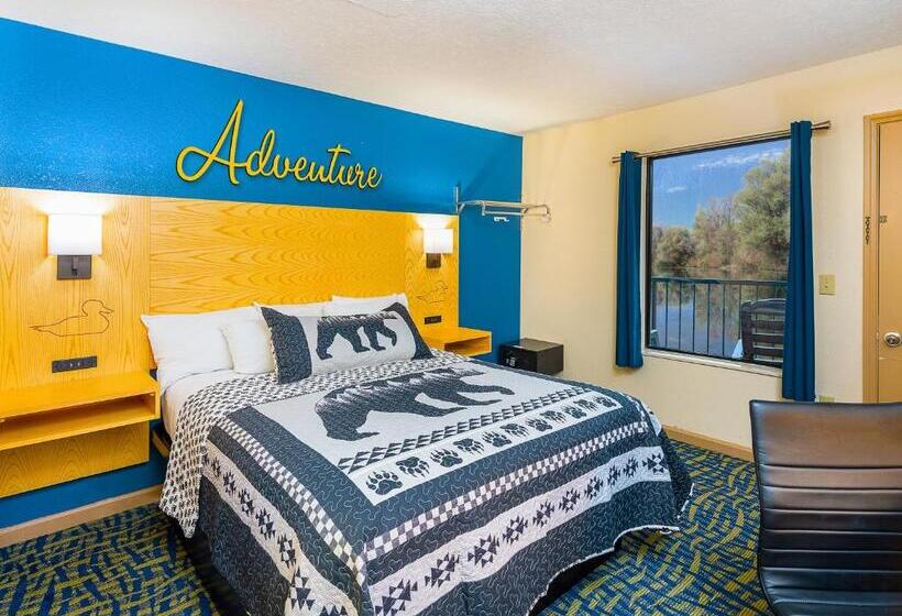 Standard Room with Balcony, Creekstone Inn