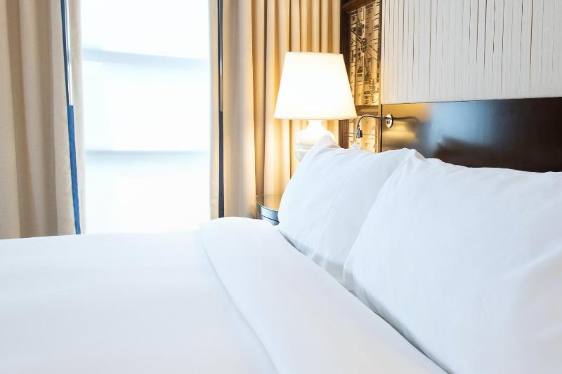 اتاق استاندارد با تخت بزرگ, Hamilton Hotel   Washington Dc