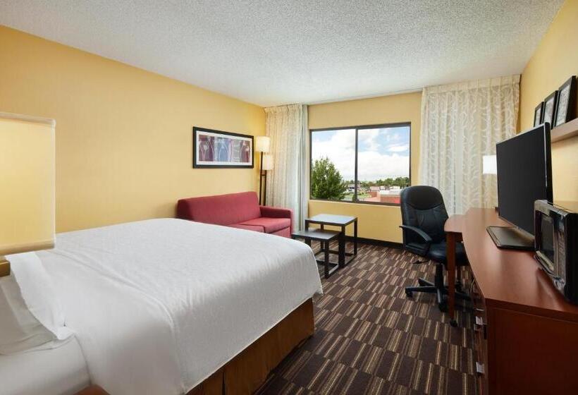 اتاق استاندارد با تخت بزرگ, Holiday Inn Express Tifton