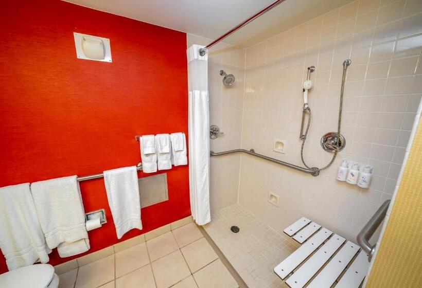 اتاق استاندارد برای معلولان, Iowa Inn Bettendorf Quad Cities