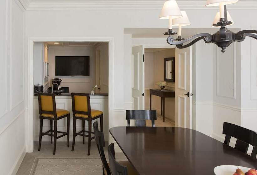 Suite Presidencial, The Charleston Place