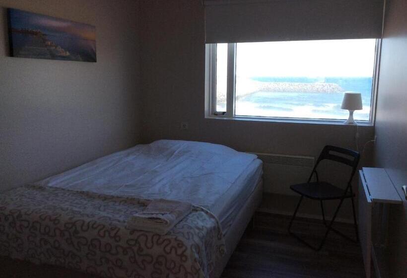 اتاق استاندارد با چشم‌انداز دریا, Við Hafið Guesthouse