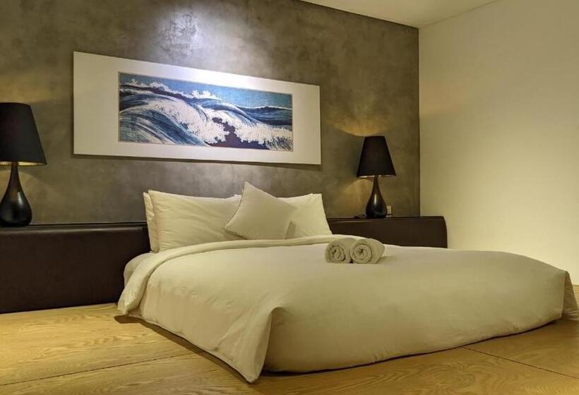اتاق استاندارد با چشم‌انداز کوهستان, Nano Ecohostel