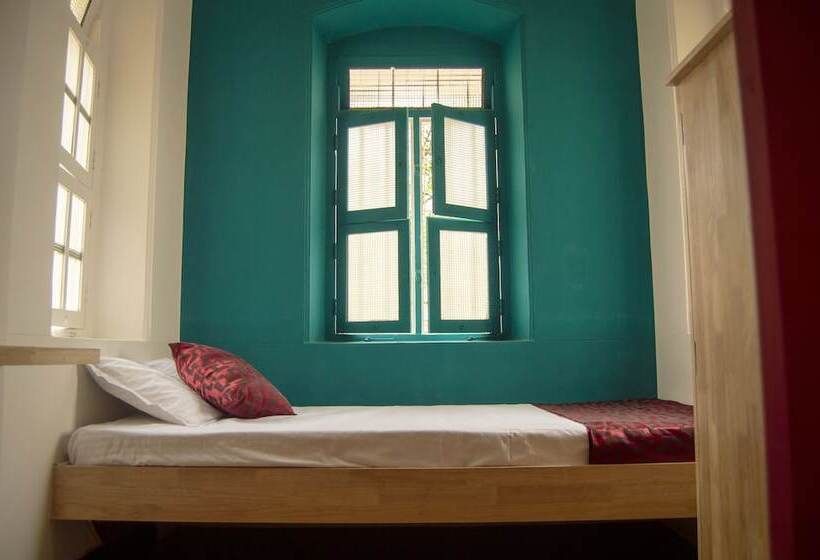 اتاق استاندارد یک نفره, Roambay