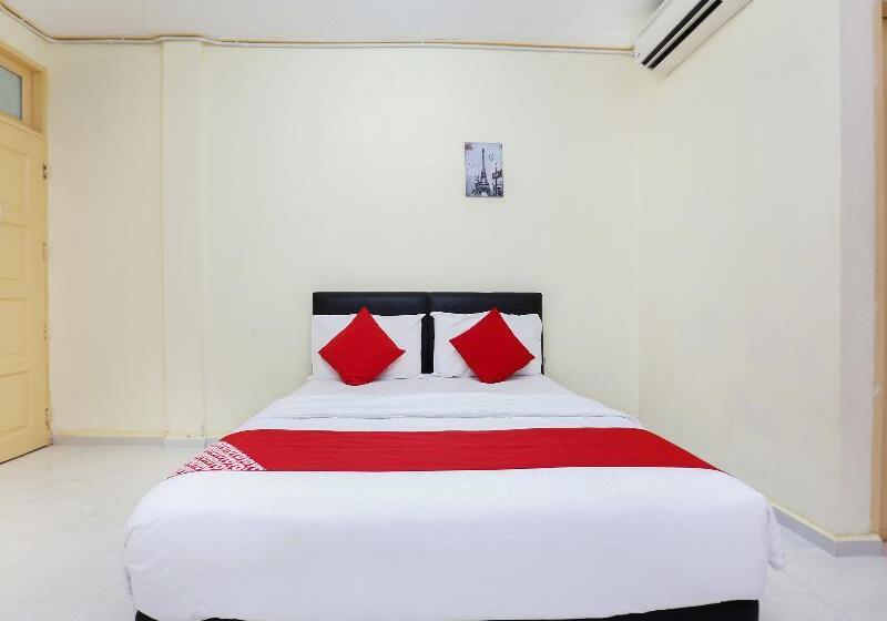 اتاق لوکس با تخت دو نفره بزرگ, Pelangi Marang Terengganu