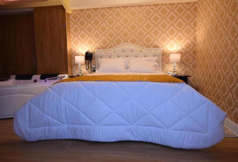 سوئیت با وان آب گرم, Paradis Suite Cusco