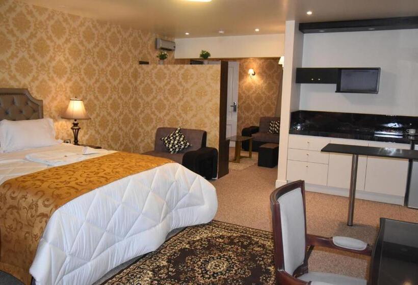 سوئیت با وان آب گرم, Paradis Suite Cusco