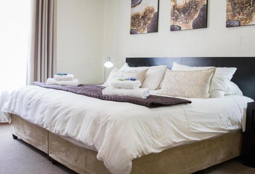 اتاق اجرایی با تخت بزرگ, The Wild Olive Guesthouse