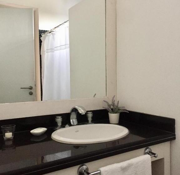 اتاق استاندارد, San Isidro