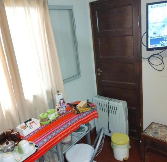 اتاق استاندارد سه تخته با سرویس بهداشتی مشترک, Lo De Su
