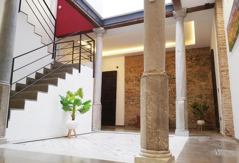 استودیوی لوکس, Apartamentos Granada Deluxe 3000