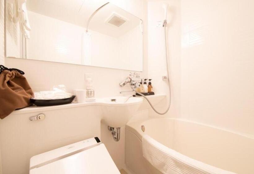 اتاق خانوادگی با تختخواب سفری, Kamon Hotel Namba