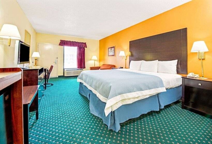 Standard Room Double Bed, Days Inn By Wyndham Covington